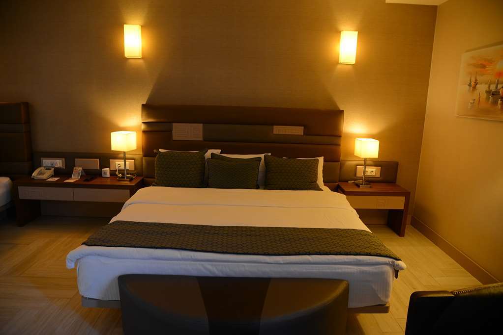 Titanic Hotel & Spa Sulaymaniyah Chambre photo A room at the Taj Bengal
