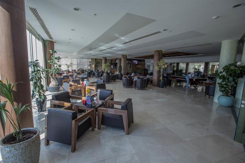 Titanic Hotel & Spa Sulaymaniyah Extérieur photo Business lounge at the airport